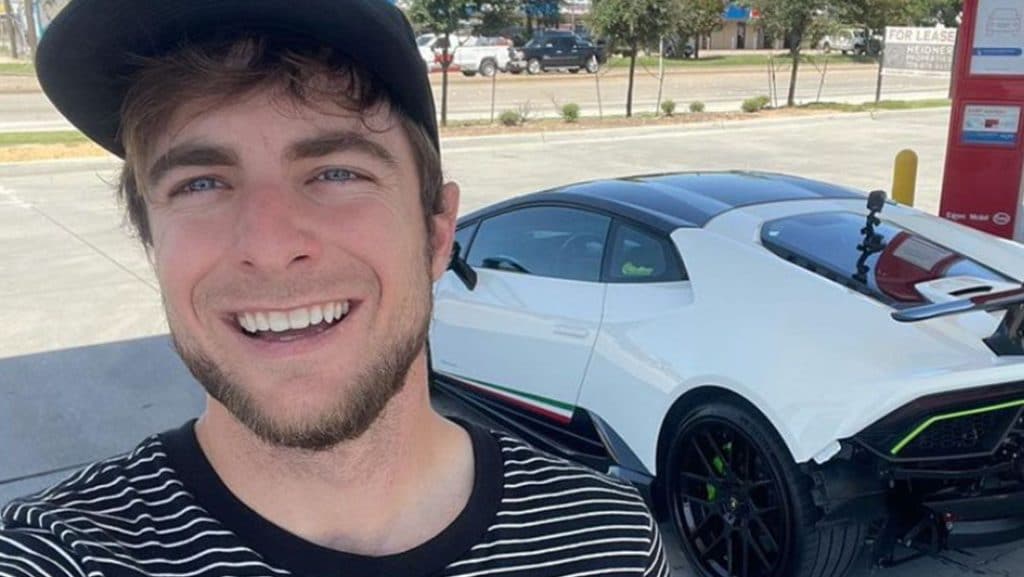 Regent University Alumnus David Patterson That Dude in Blue