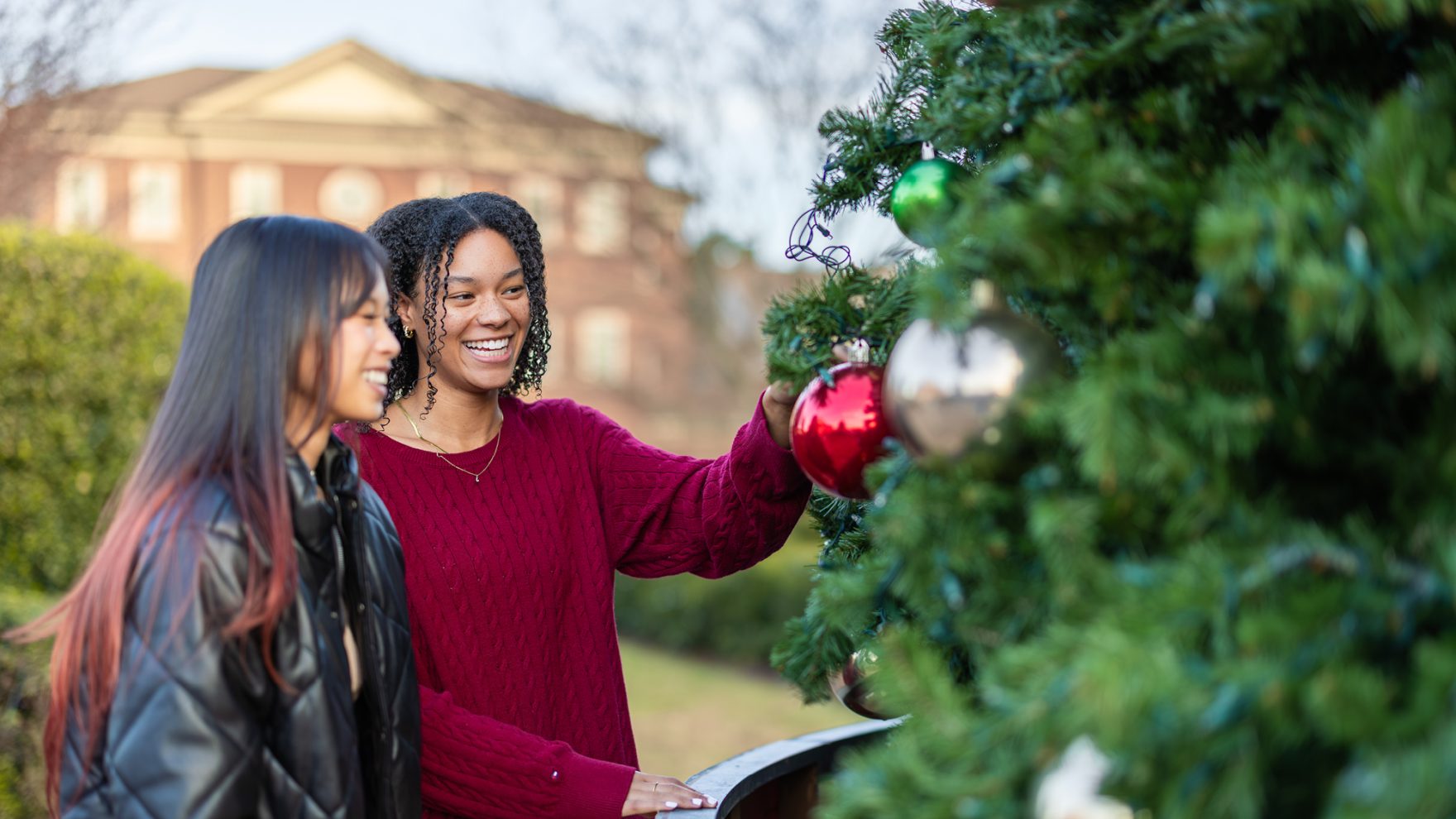 Students on Regent campus; apply now to Christian colleges in Virginia at Regent University
