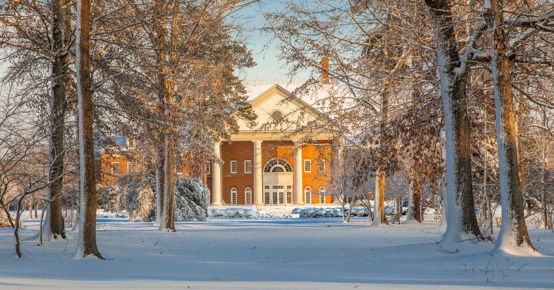 Photo of the Communication Building on Regent University's campus in Virginia Beach, Virginia.