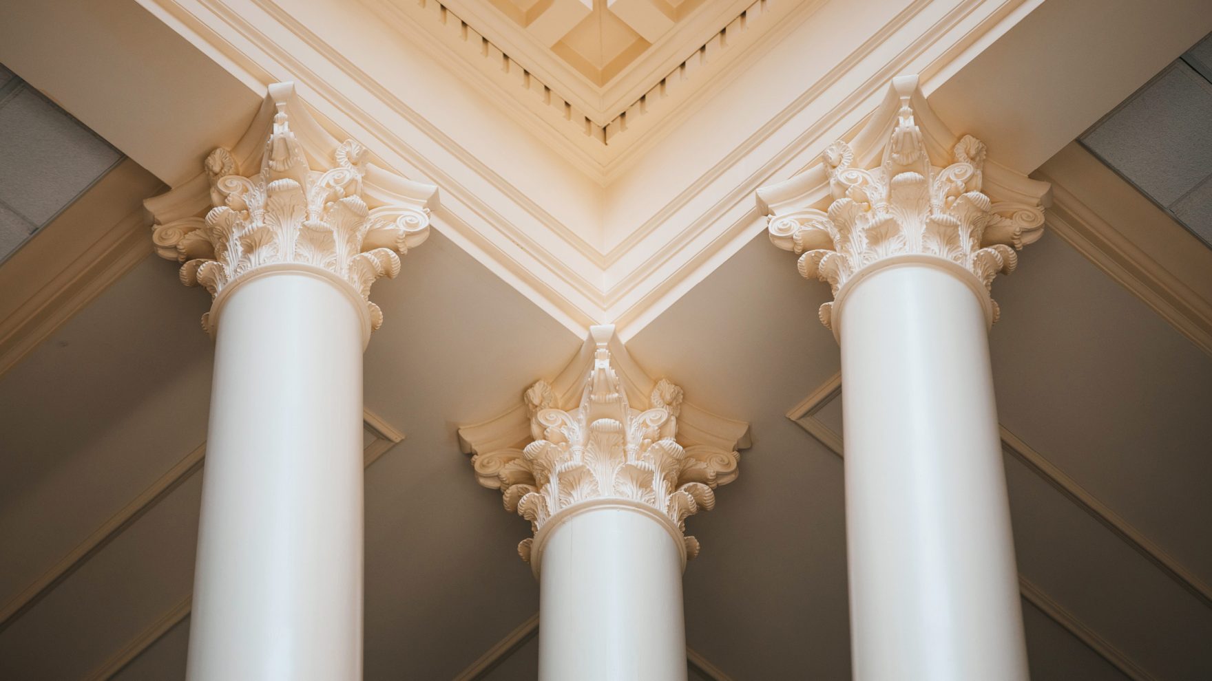 The Regent University Honors College: Participate in the Honors Bound scholarship competition.